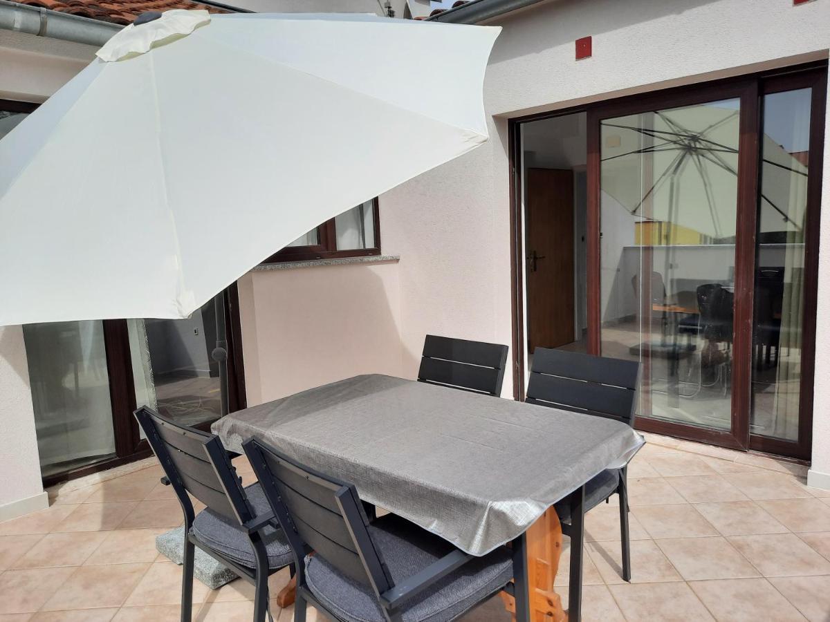 Apartman Sofia Porec Luaran gambar